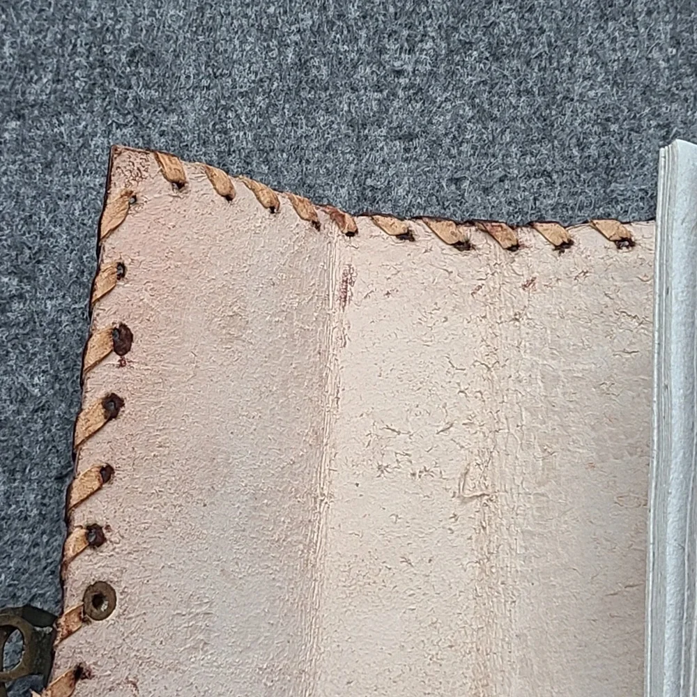 Handmade Embossed Leather Journal Notebook Diary with Clasp Closure‎